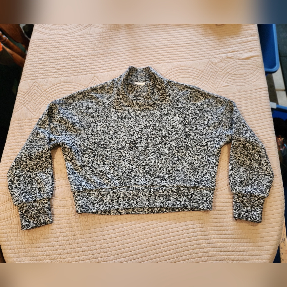 OFFLINE by AERIE 2 PIECE SWEATER SET!!